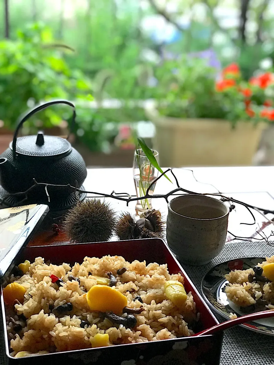 チビ椎茸と栗の炊き込みご飯|シュトママさん