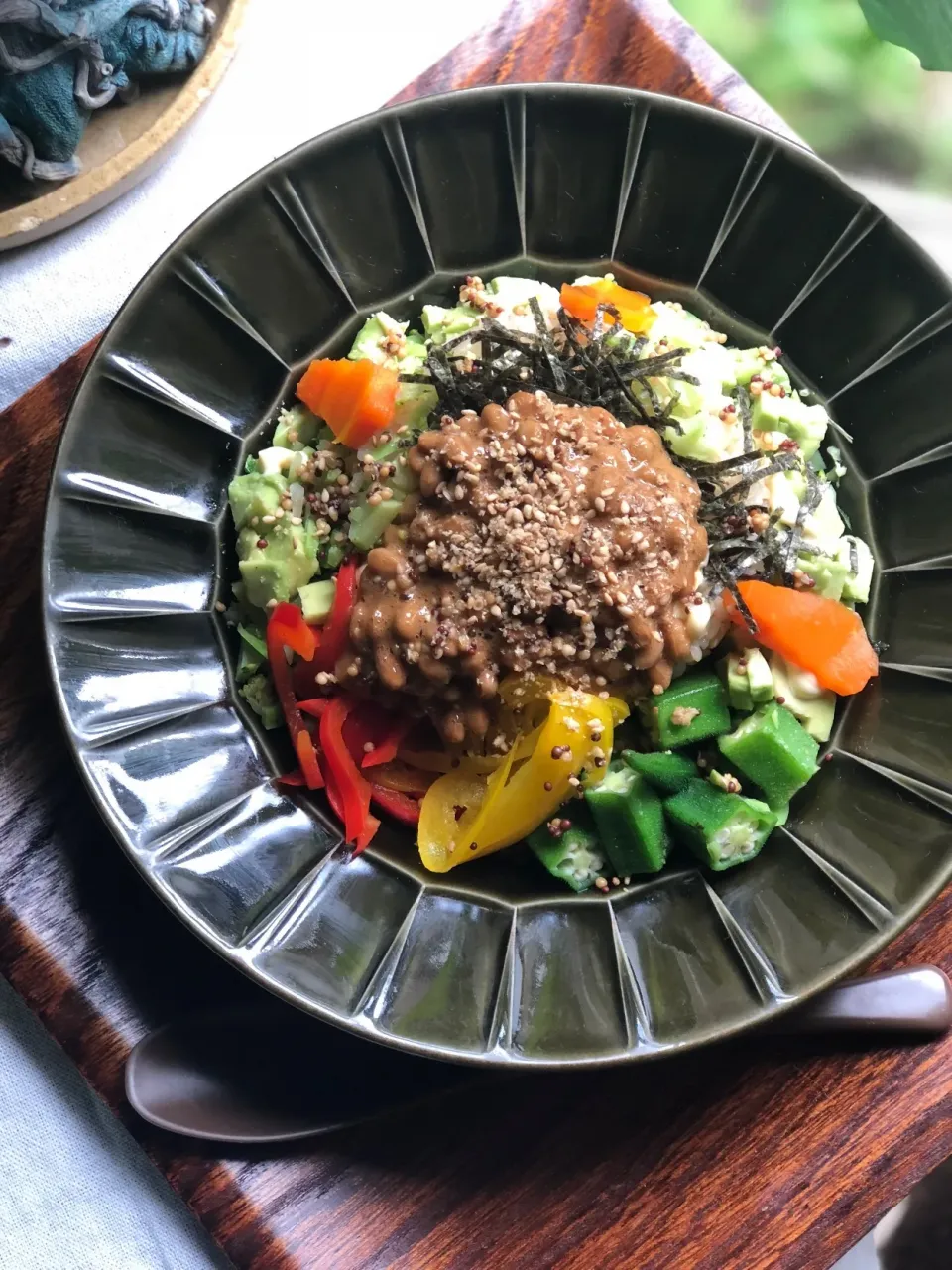 ベジ納豆丼🎶|ちーちさん