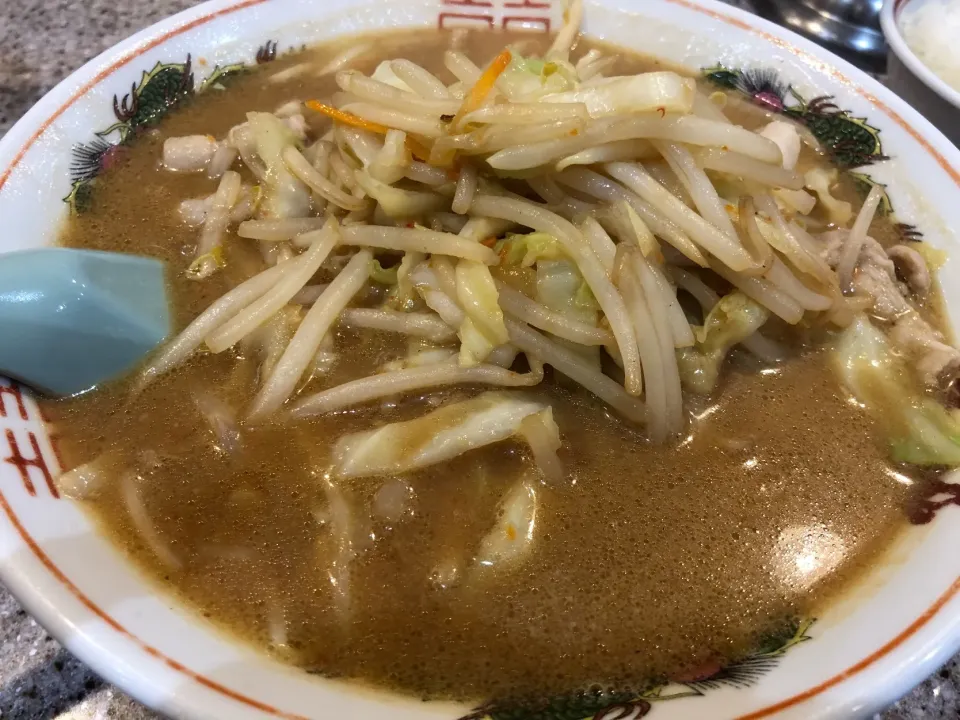 Snapdishの料理写真:味噌ラーメン定食|tecklさん