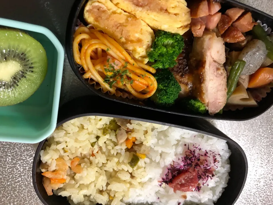 Snapdishの料理写真:カレーピラフ弁当|なつさん