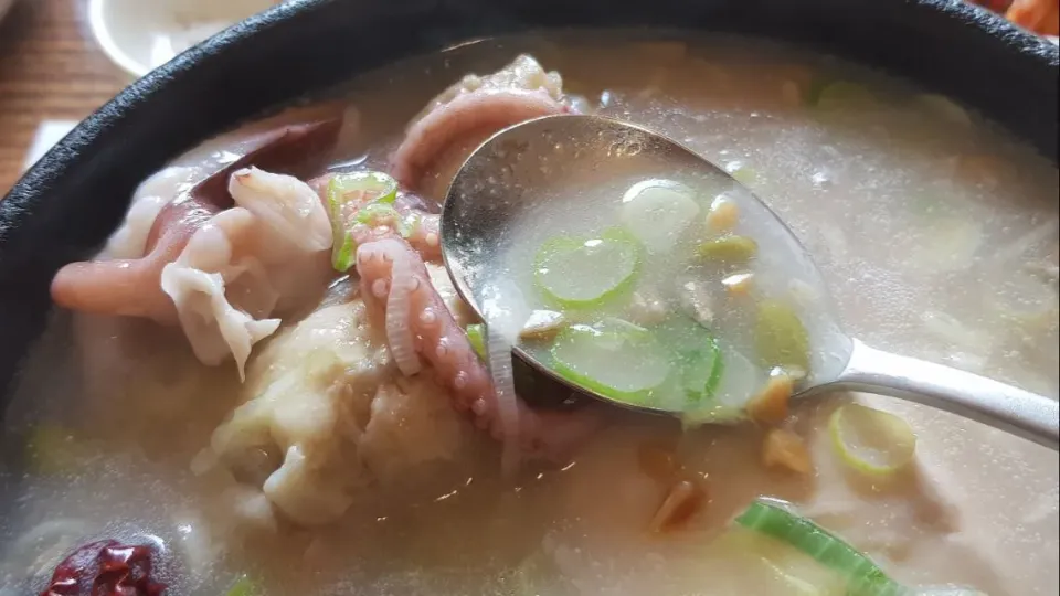 ginseng chicken soup with octopus|steven z.y.さん