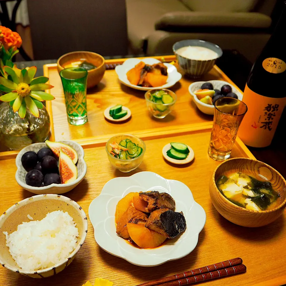 ✾ぶり大根
✾きゅうりとカニカマの酢の物
✾豆腐とわかめの味噌汁|はらしおりさん