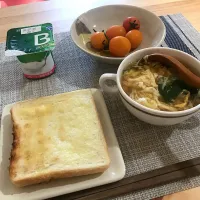 Snapdishの料理写真:朝食|Yumikkoさん