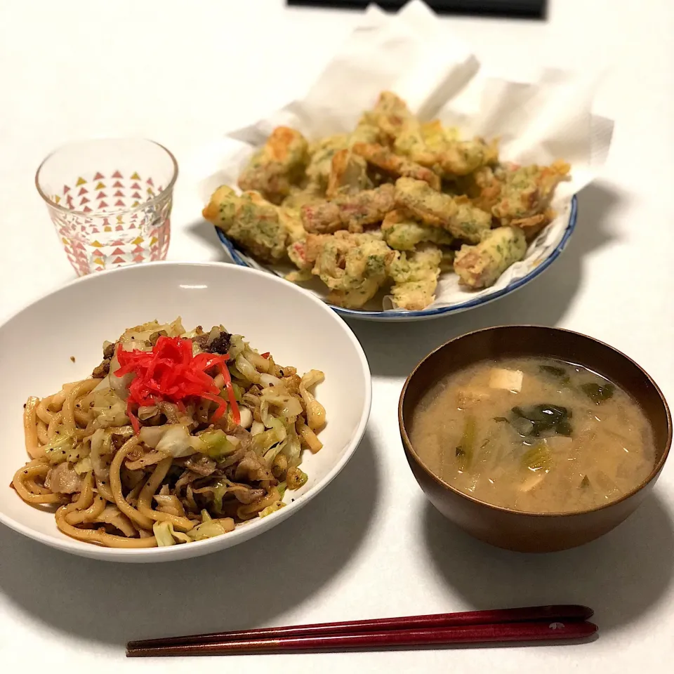 焼うどん、竹輪とカニカマの磯辺揚げ|ひかぽんさん