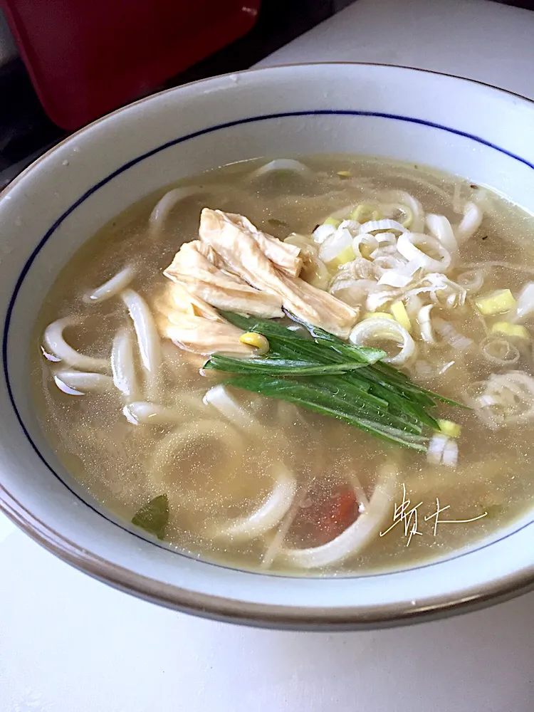 名付けて“百味鶏湯烏冬面（bai wei ji tang wudong mian/ バイウェイタン ウドン ミェン)。|FU-TEN 古原貴大さん