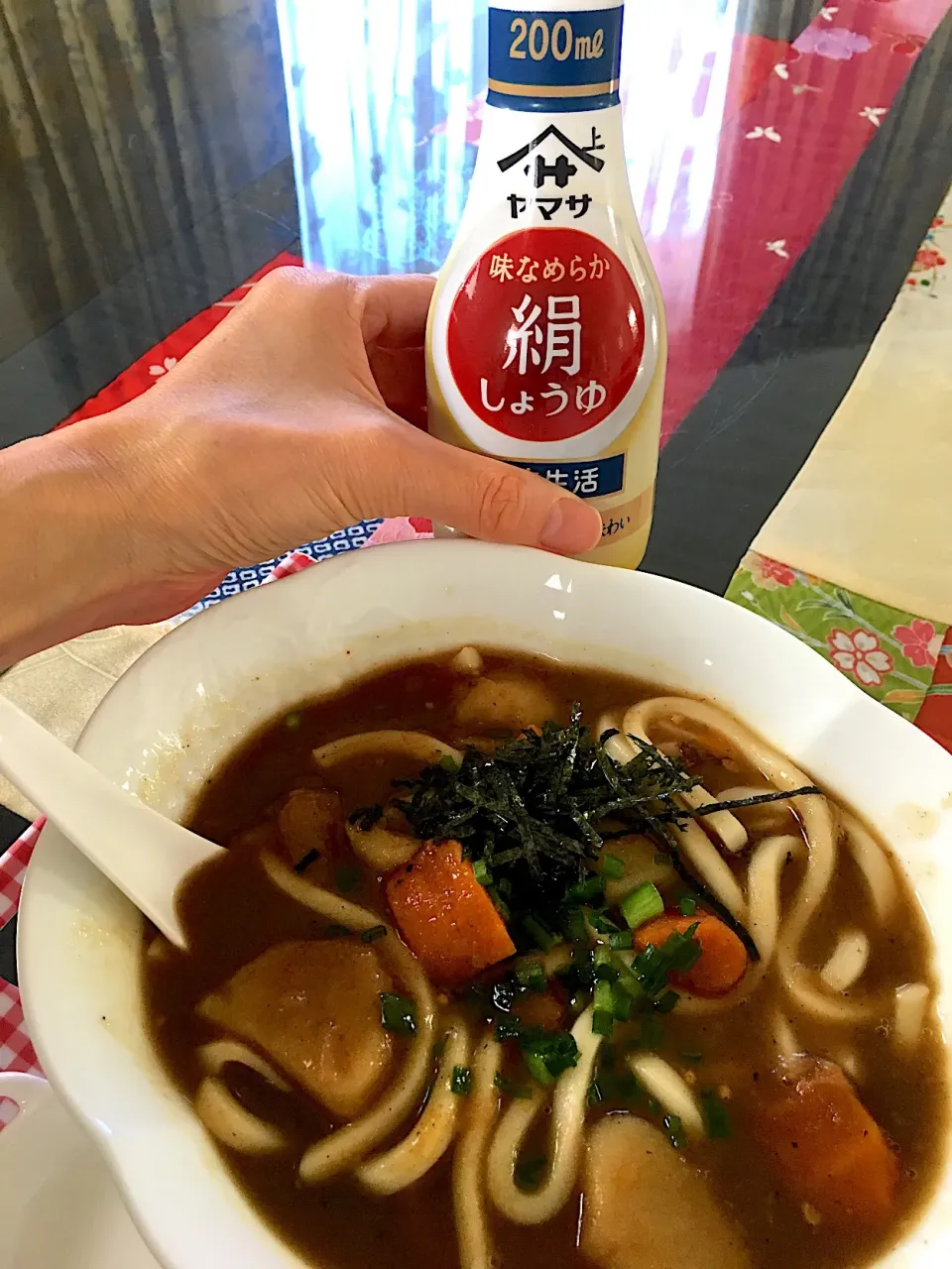 カレーうどん  最後の隠し味にはヤマサ味なめらか絹しょうゆを少し‪⸜(*ˊᵕˋ*)⸝‬|プクママさん