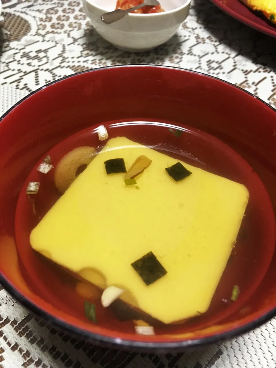 Snapdishの料理写真:卵豆腐の吸い物   
手抜き茶碗蒸しって感じ〜|ヨシヨシさん