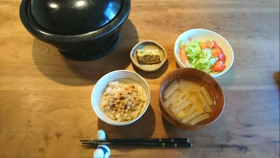 土鍋で朝ごはん。今日は玄米 #かまどさん電気|Toshimichi Nagashimaさん