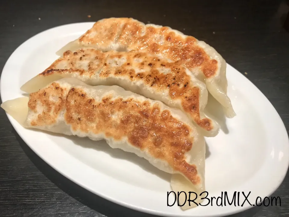 ちょもらんま馬喰町店 バナナ焼餃子|ddr3rdmixさん