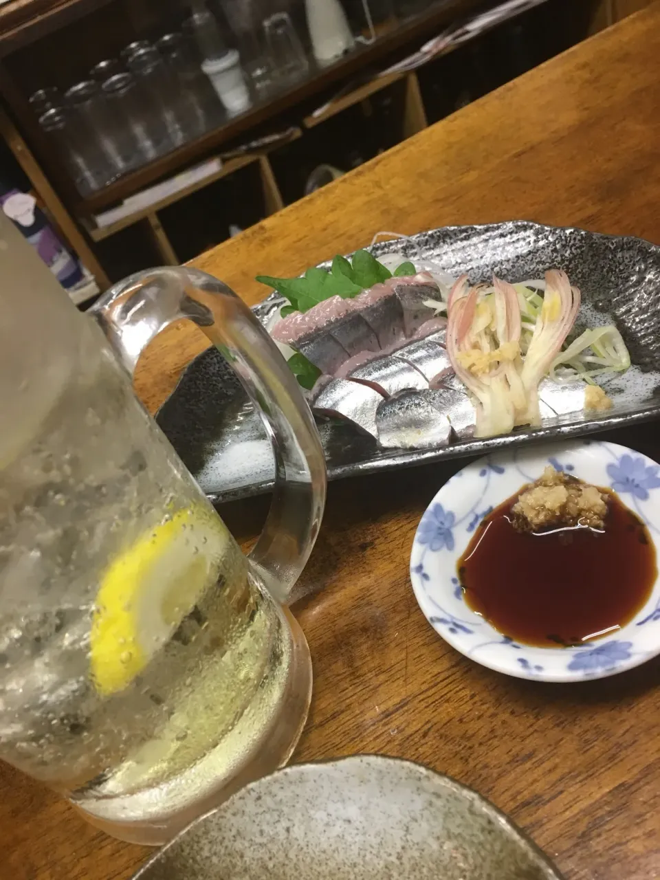 酎ハイと秋刀魚刺|しろこ🐾໊さん