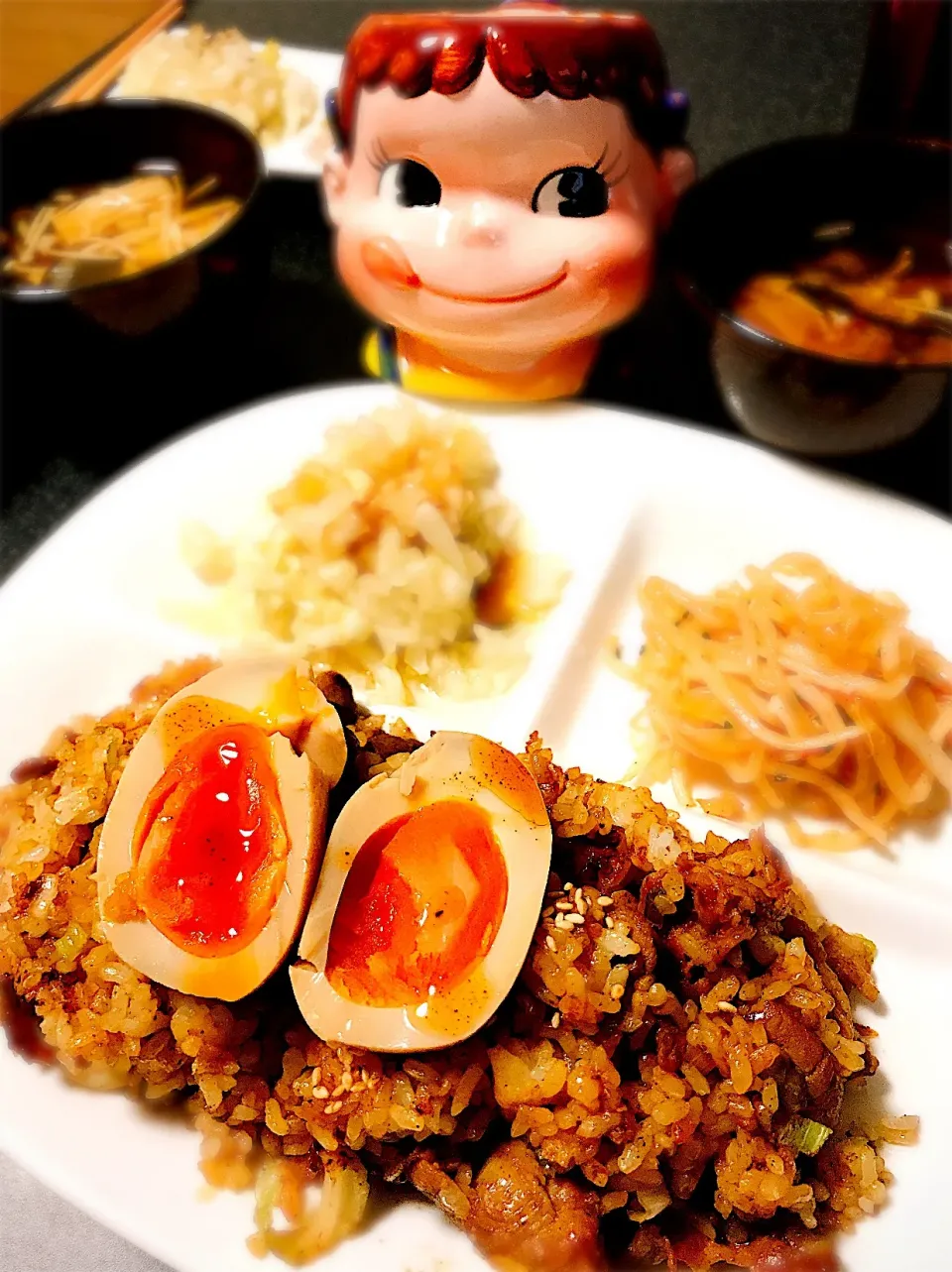 豚こまチャーシューリメイク♡ガーリックチャーシュー炒飯。|ぽき。さん