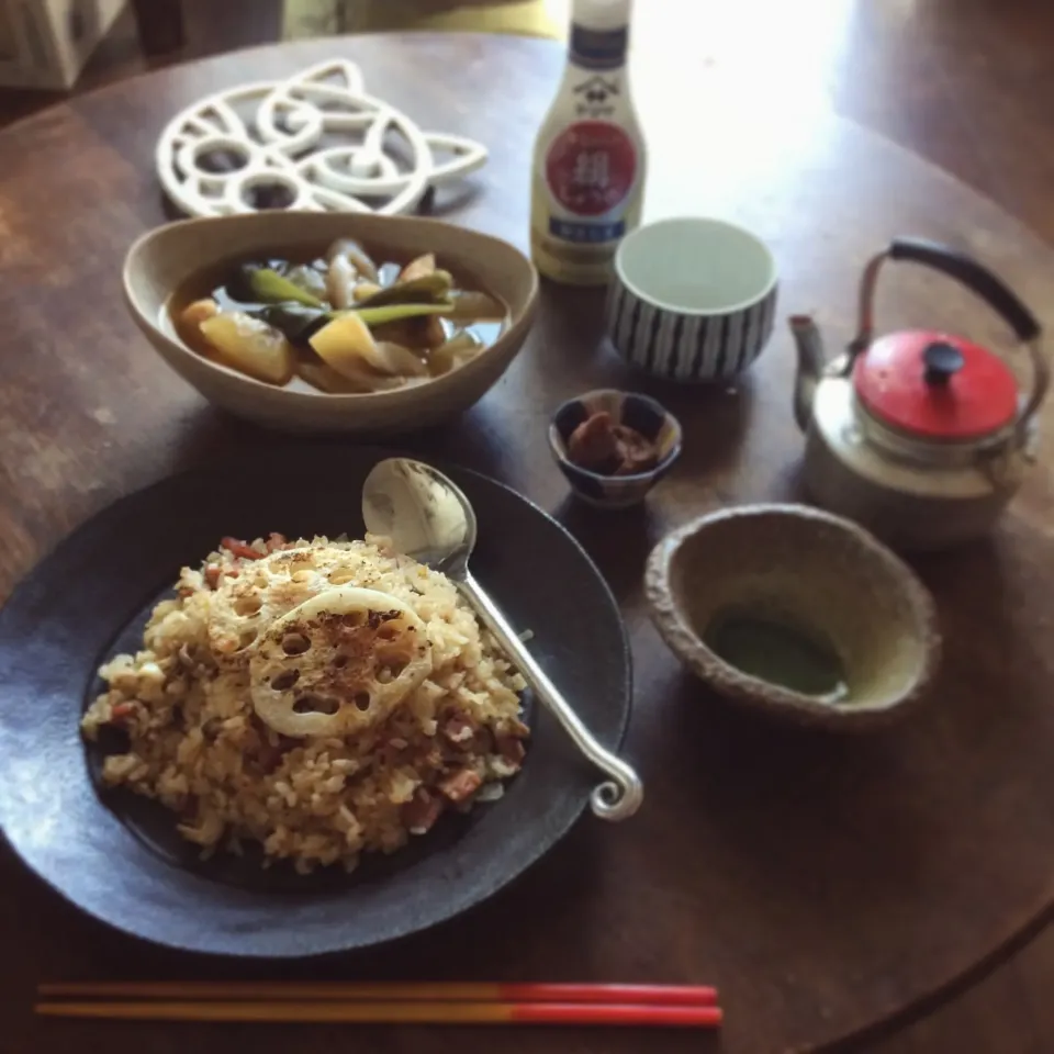 Snapdishの料理写真:“ 焼 き 飯 ”|おたんこ食堂  d□~°さん