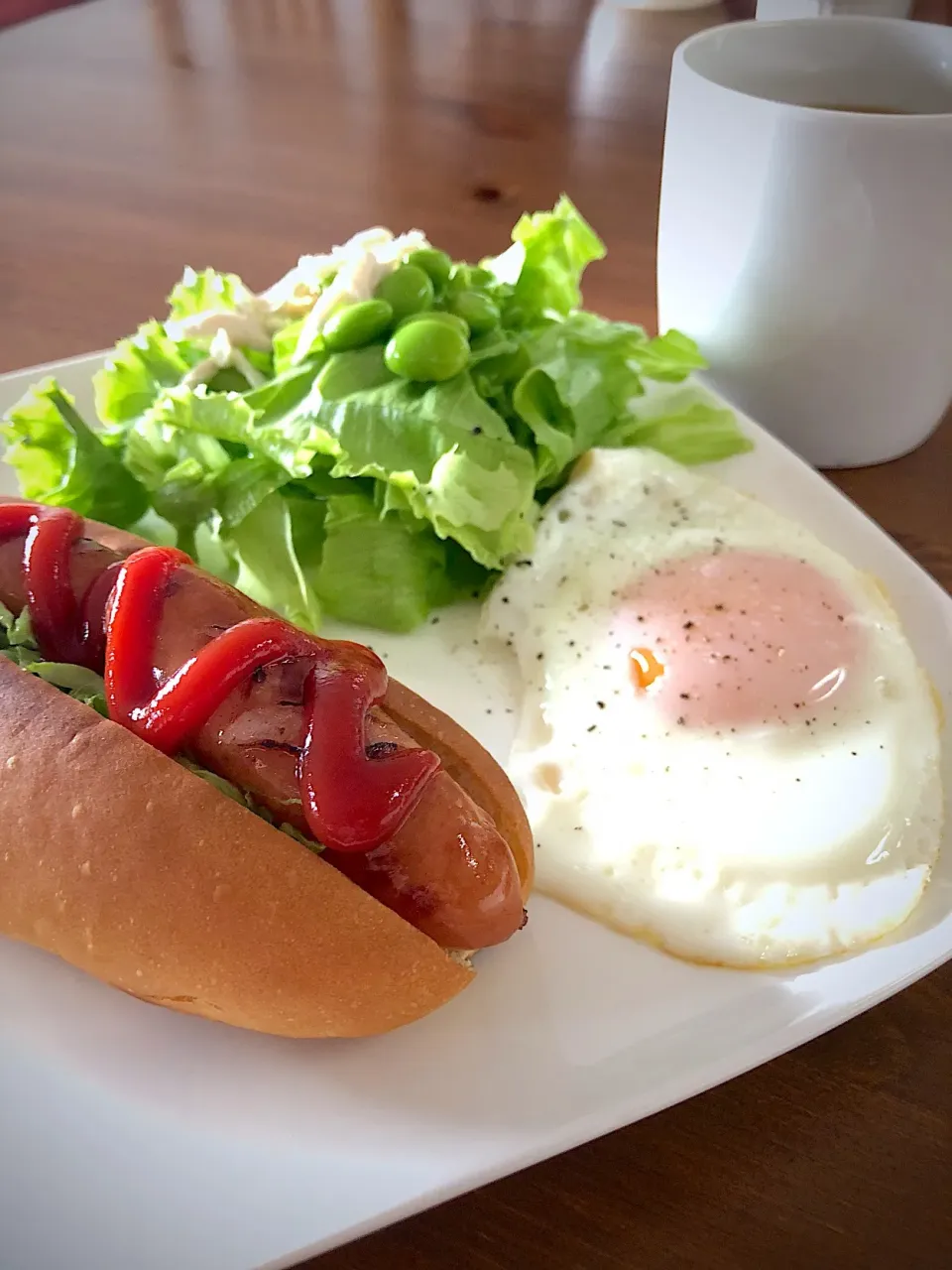 10/3の朝食 ホットドッグ|yoneさん