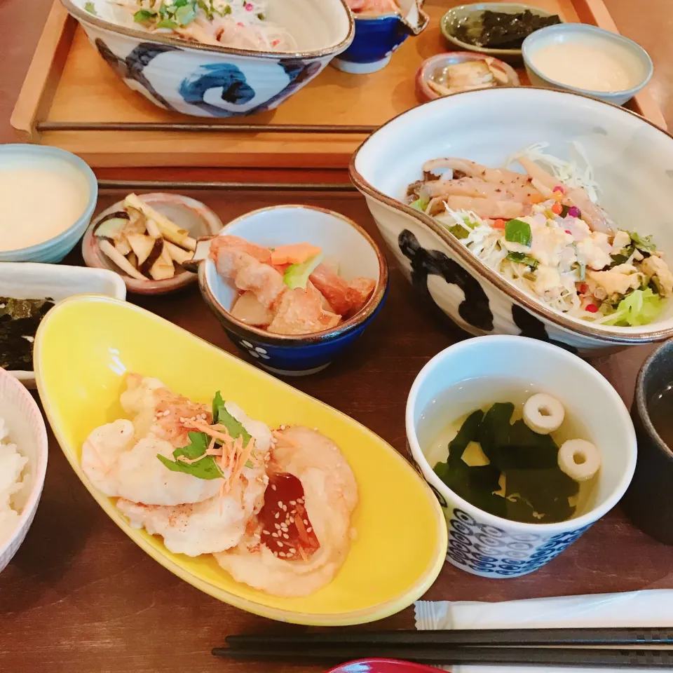 サーモンと大根の梅ポン酢
鶏肉と車麩の天ぷら
山芋きんぴらの卵サラダ|ちゃみこさん