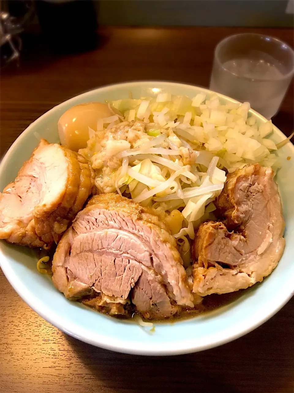 Snapdishの料理写真:小ラーメン(アブラ少し)＋かけわれ味玉
@かじろうramen7|morimi32さん