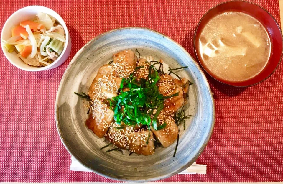 さんまの蒲焼き丼|405taniさん