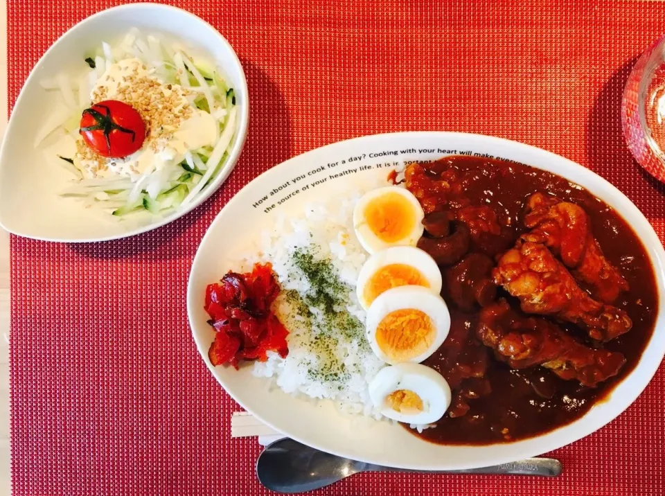 Snapdishの料理写真:チキンカレー
#トマト缶
#飴色玉ねぎ|405taniさん