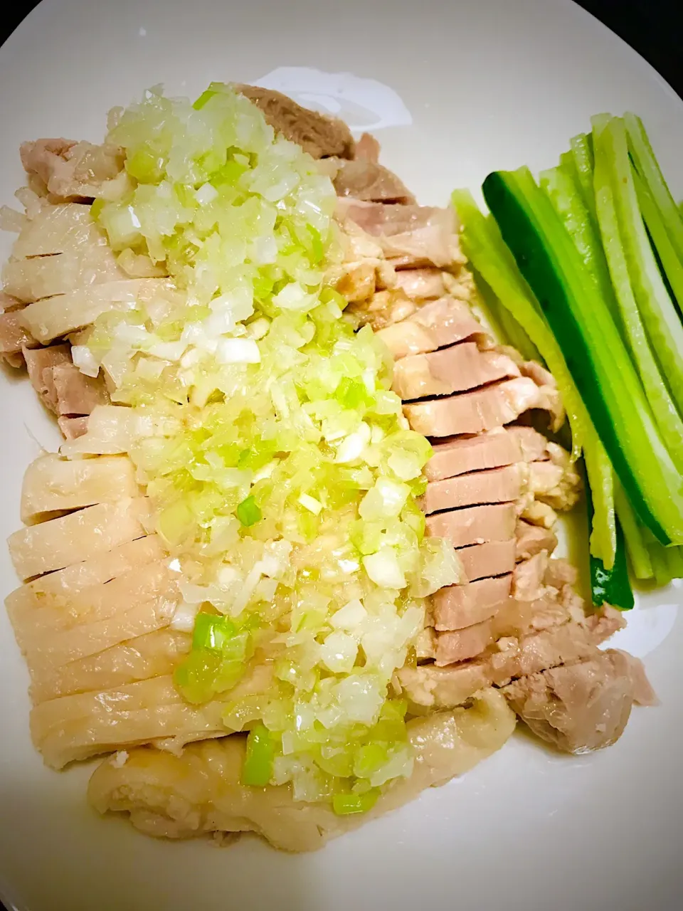 ネギ油で食べる茹で鶏の前菜|栃倉 直人さん