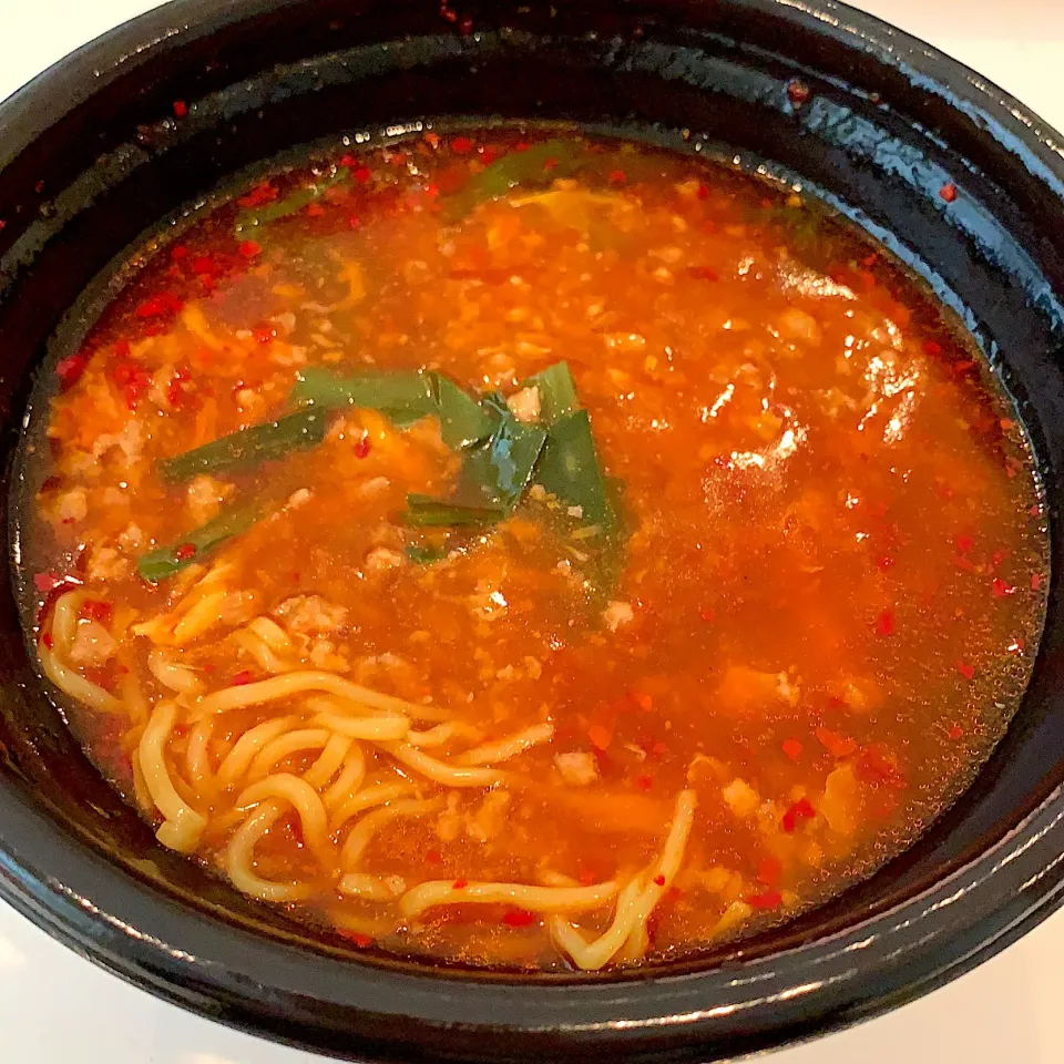 ピリ辛玉子スープの辛麺(◍•ڡ•◍)❤|いつみさん