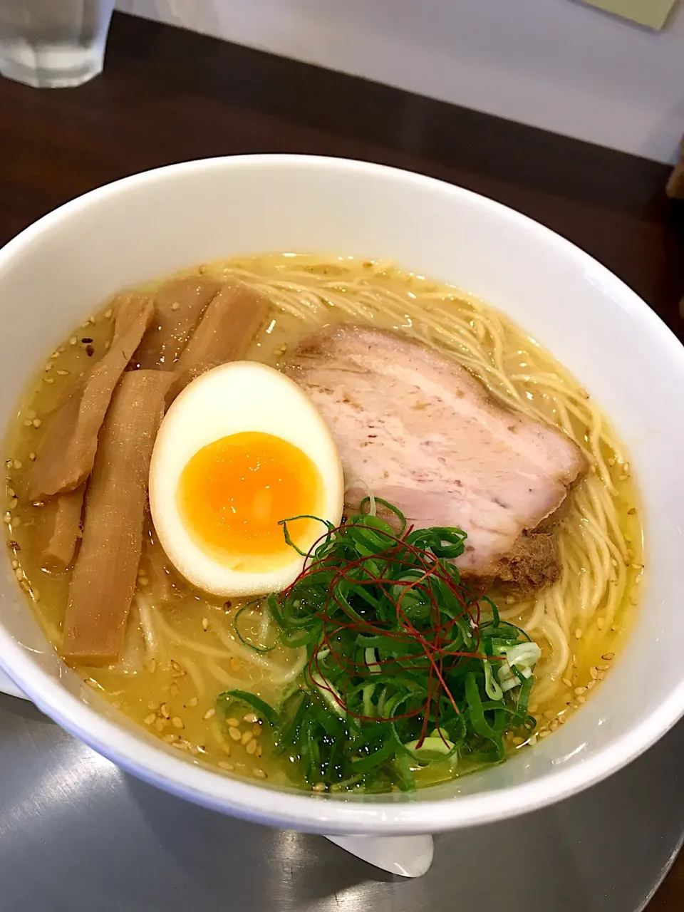 Snapdishの料理写真:八っすんば  白みそラーメン|もにもにかさん