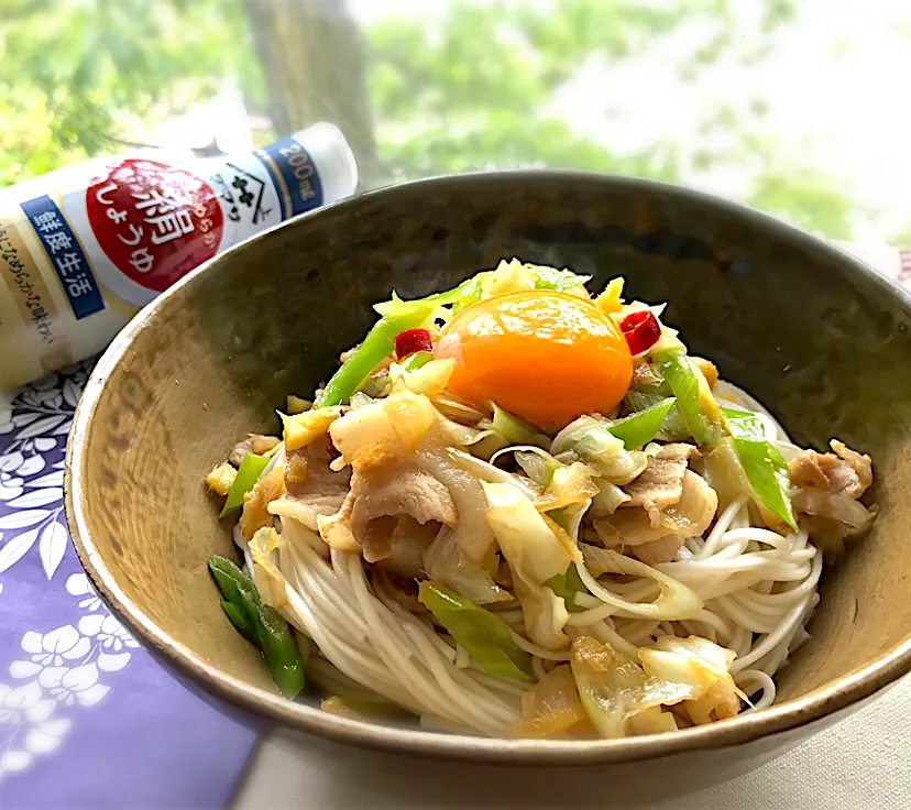 昼ごはん  絹しょうゆ✖️甘酒でまろやか〜豚キャベツの甘辛和え麺|砂雪さん