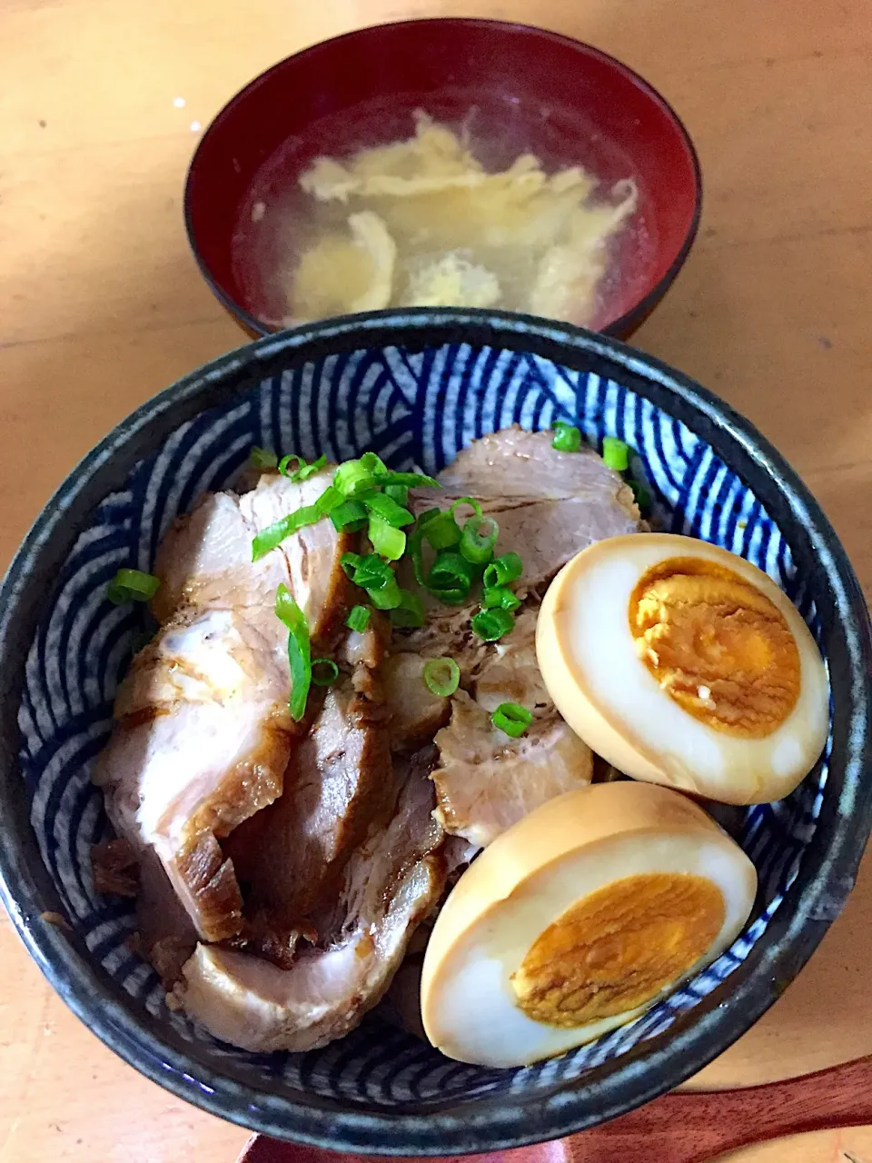 煮豚丼味玉添え+冬瓜入り卵スープ|Kazuya Miyukiさん