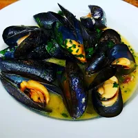 Snapdishの料理写真:Spicy Thai Mussels
 #Spicy #Thai #Mussels|Precious Loveさん