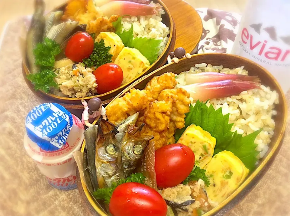 発芽玄米ご飯🍚&鶏むねスティック唐揚げ&シシャモ焼き&花エビ🦐とネギの出汁巻き玉子&ひじき入り卯の花&甘酢みょうが&大葉&パセリ&プチトマト🍅の夫婦お弁当♪

 #弁当  #フチ子 #昨日まで北陸旅行#体重4キロ増加#来週健康診断#もうアカン|桃実さん