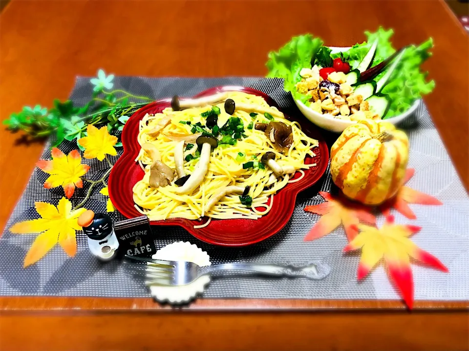 和風きのこ🍄パスタとサラダ🥗🎶🤗|バシュランさん