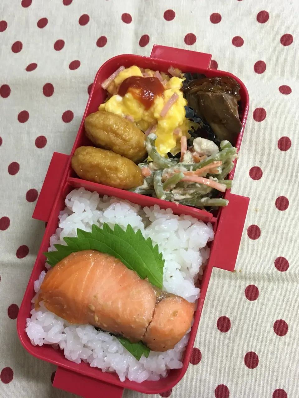 Snapdishの料理写真:10月5日 週末弁当🍱|sakuramochiさん