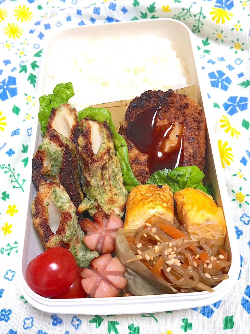 10.5☆旦那弁当
野菜コロッケ
磯辺揚げ
卵焼き
ウィンナー
糸こん入りきんぴらごぼう|のん∞さん