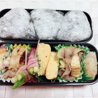 息子のお弁当 豆腐入り肉団子 厚揚げと豚肉の中華炒め ベーコンとチーズ入り卵焼き アスパラのベーコン 鶏肉のガーリックソテー ポテトグラタン|keitakumamaさん