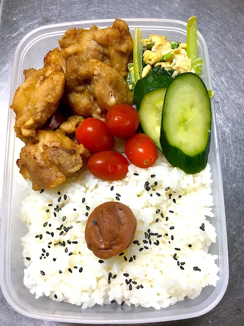 醤油唐揚げ弁当 #高校生男子弁当  #息子弁当  #子供が好きな料理  #息子リクエスト|友美さん