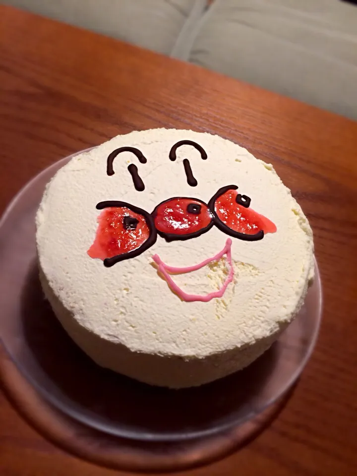 失敗…生クリームを泡だてすぎてボソボソの誕生日ケーキ🎂息子よ…許しておくれ|maSami＊さん