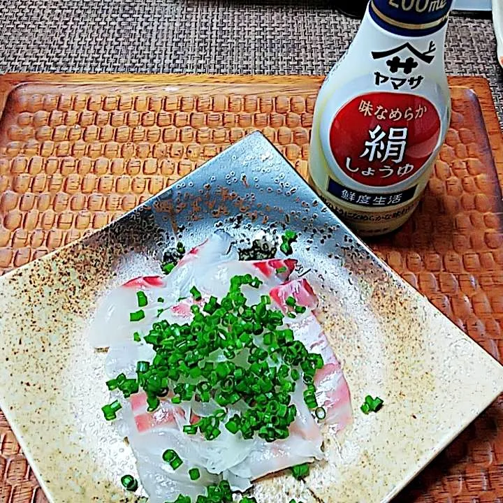 Snapdishの料理写真:真鯛の和風カルパッチョ|vege食堂さん