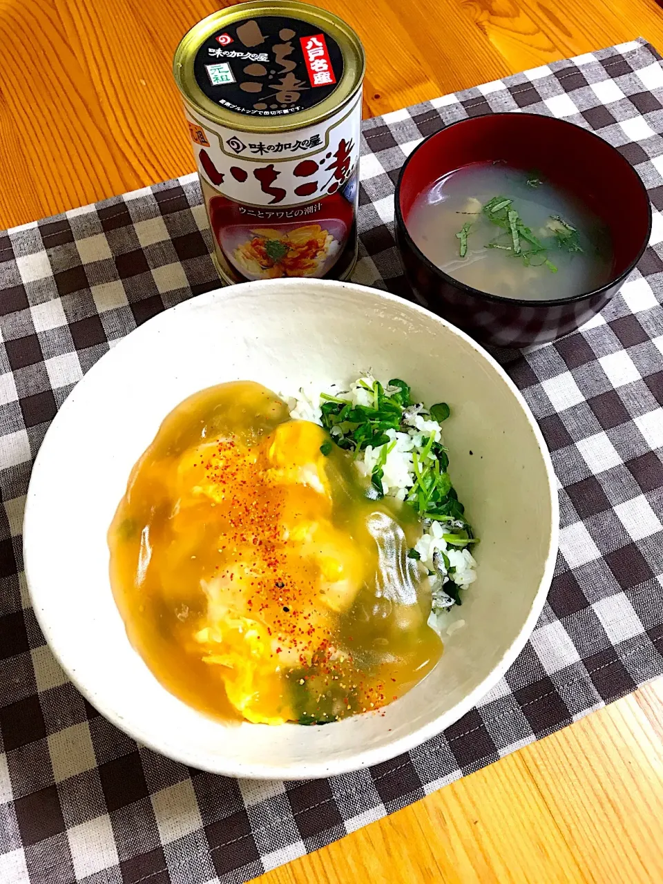 じゃこと豆苗の和風あんかけご飯、いちご煮(ウニとアワビのお吸い物)|sayaさん