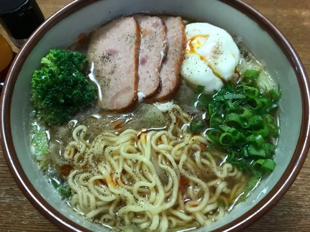 #マルちゃん正麺 🍜、醤油味❗️ (´^ω^｀)✨|サソリさん