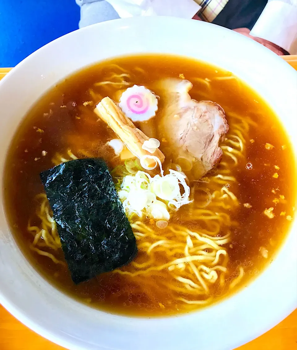 麺組に初めて行きました。
醤油らーめん（柚子入り）|ちはるさん