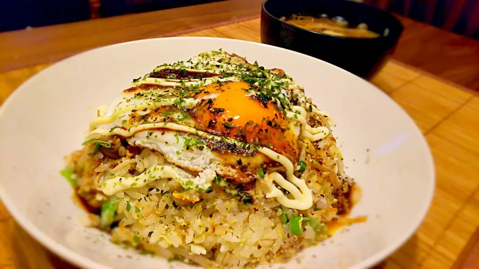 Snapdishの料理写真:お好み焼風な炒飯～
の晩ごはん✨|kaz(*･ω･)さん