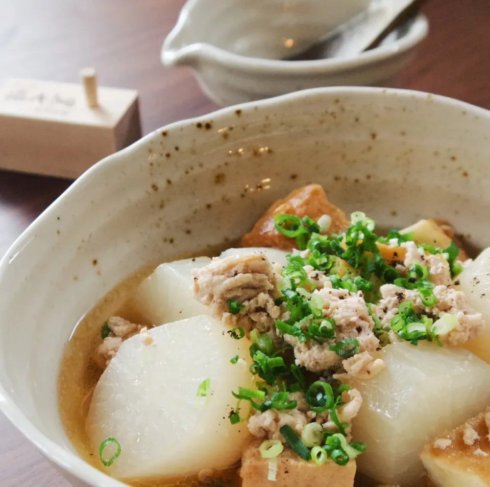 大根と厚揚げのそぼろ煮|麻紀子さん