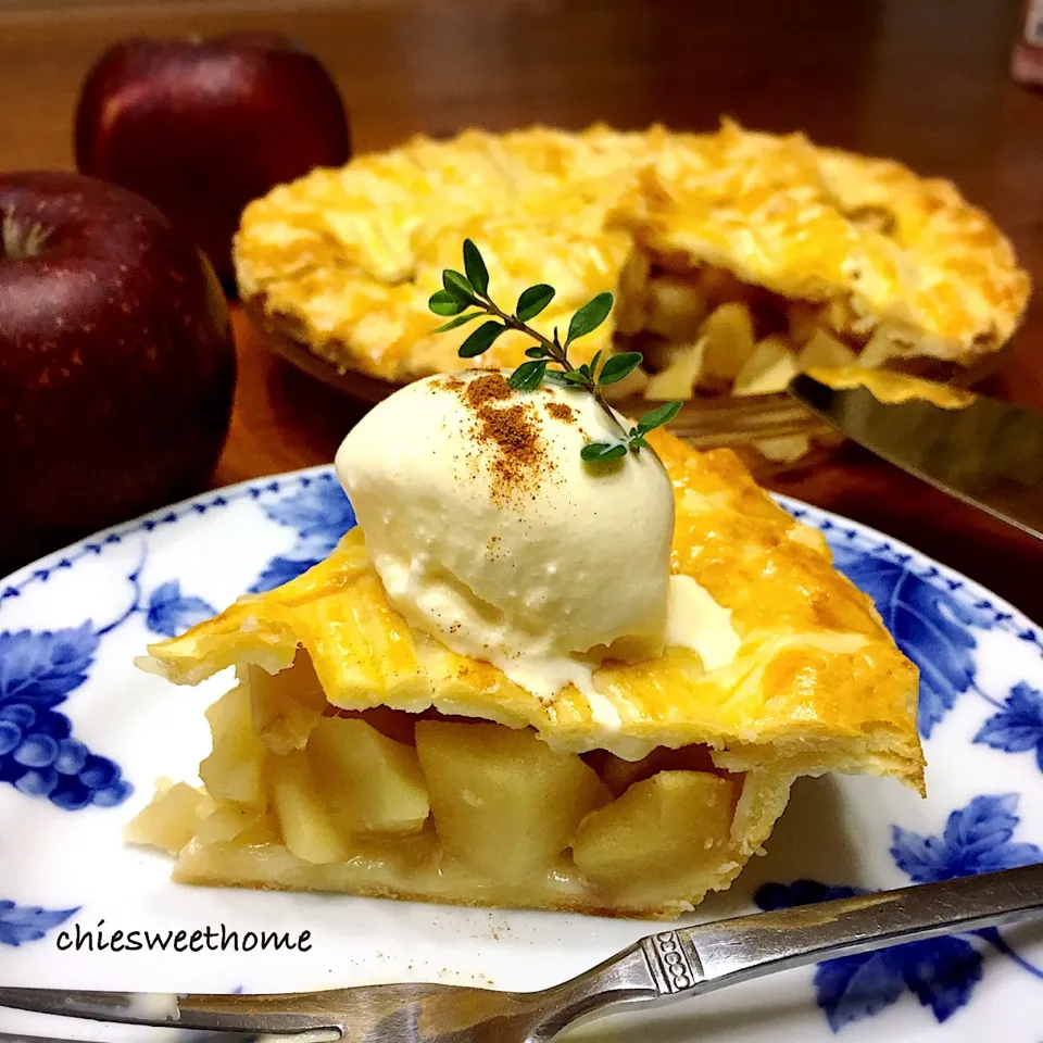 Yuka Nakataさんの料理 パイ生地レシピ付き♥Oldfashioned apple pie|chieko ♪さん