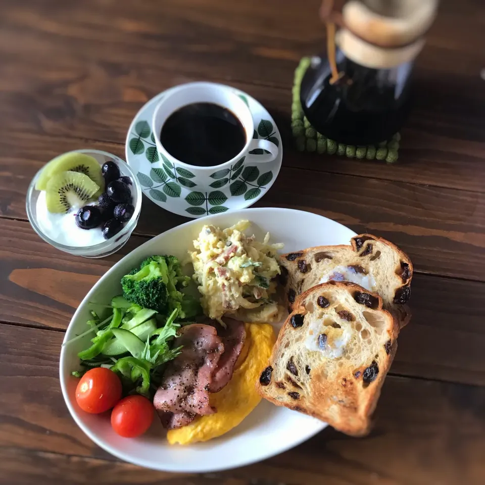 今日の朝ごはん|ぺんぎんさん