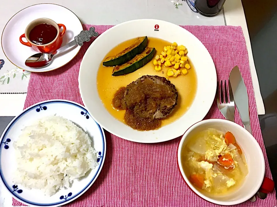 牛肉100％玉ねぎソースでハンバーグのご飯|みよさん