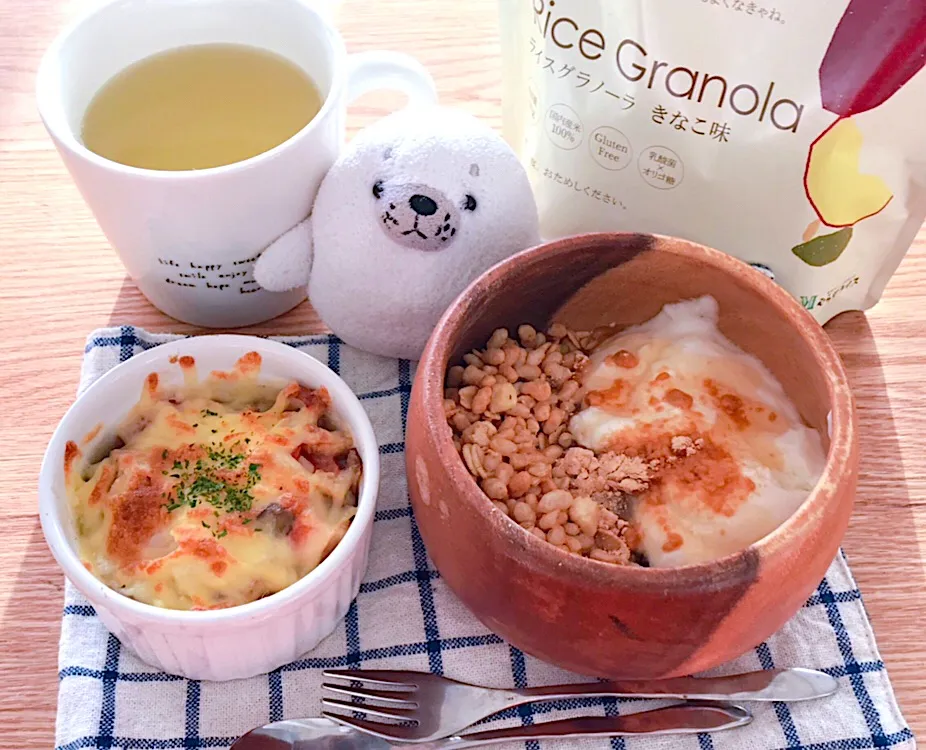 10/9朝ごはん🥣💕
ライスグラノーラきな粉味はほんのり甘くて蜂蜜と良く合う~(^^)✨|おーやんさん