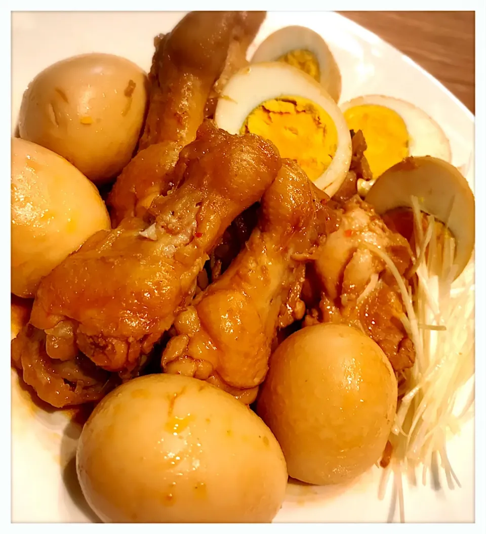 手羽元ほろほろのリクエスト。豆板醤とお酢でピリさっぱり〜Simmered Drumstick in spicy sauce|toyamadaさん