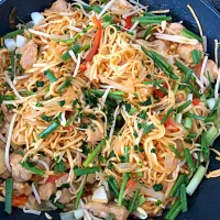 Snapdishの料理写真:Pad Thai|Wajihさん