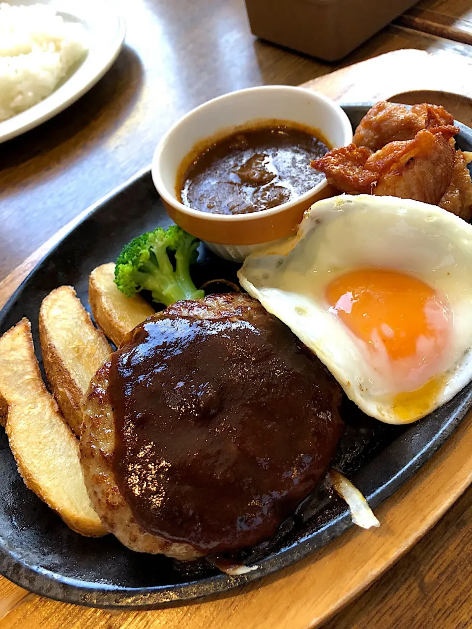 ココス 鉄板コンボランチ🍚|ラックさん