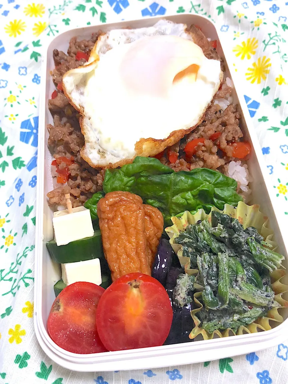 10.10☆旦那弁当
ガパオライス
ほうれん草の胡麻和え
さつま揚げ
ナスの煮浸し
チーズ＆きゅうり
プチトマト|のん∞さん