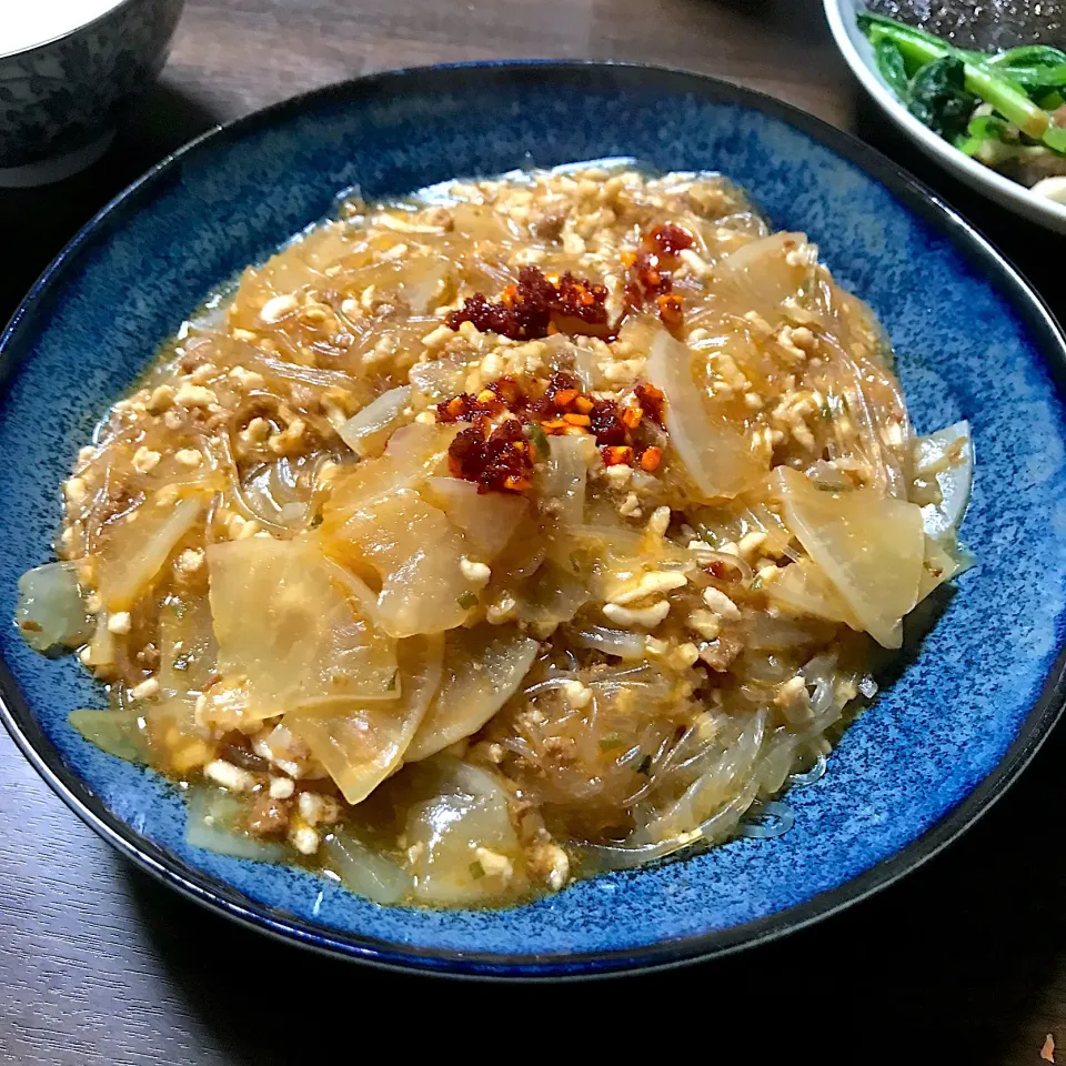 Snapdishの料理写真:ご飯にからめて〜大根と春雨の麻婆🌶|perfuさん