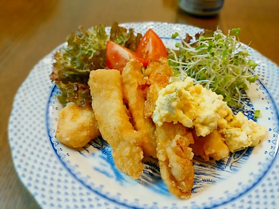 スティックチキンの竜田揚げタルタルソース添え|やっこさん